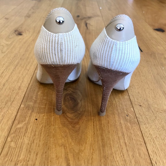 Guess by Marciano leather and textile peep toe heels - Picture 5 of 7